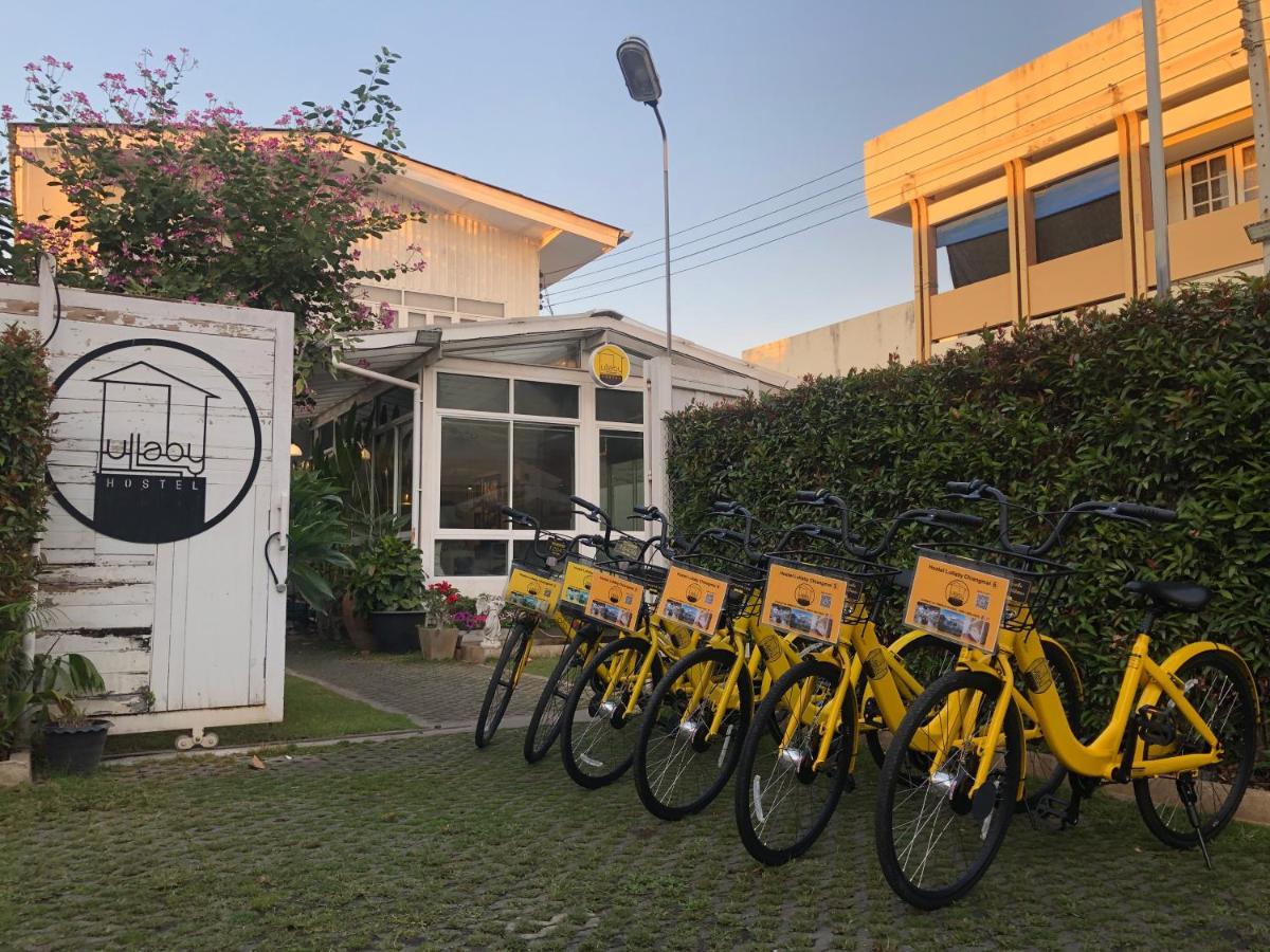 Hostel Lullaby Non-Smoking (Adults Only) Chiang Mai Bagian luar foto